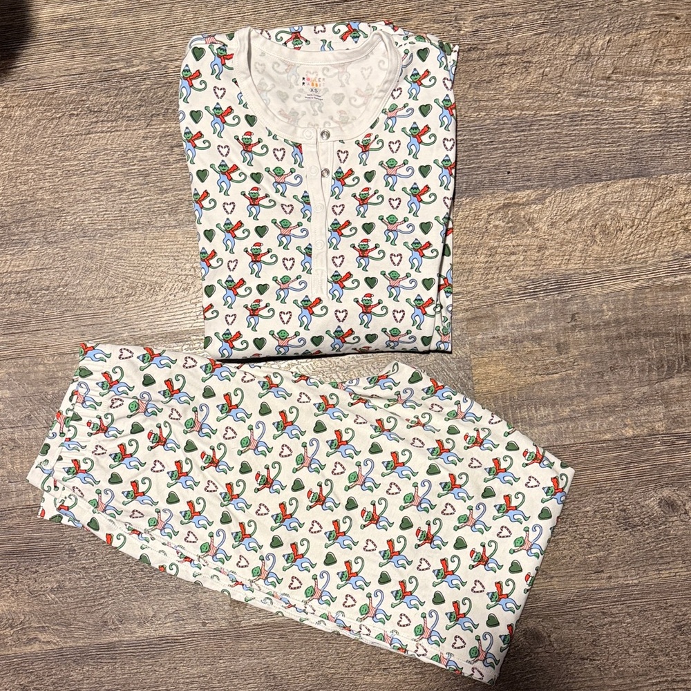 Roller Rabbit long sleeve pajama